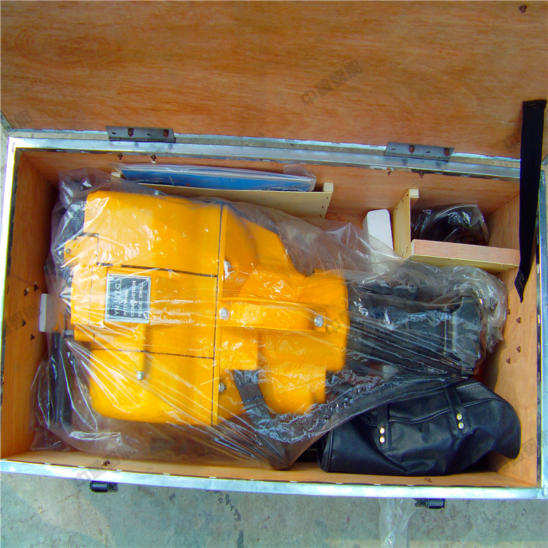 内燃凿岩机3_wps图片.jpg 内燃凿岩机3_wps图片.jpg