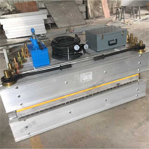 皮带硫化机 (7).jpg 皮带硫化机 (7).jpg